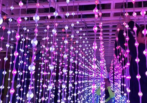 瀚沃打造网红馆:室内空间也有绚丽的灯光展-多寶游戏照明