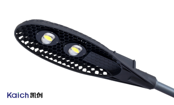 LED·